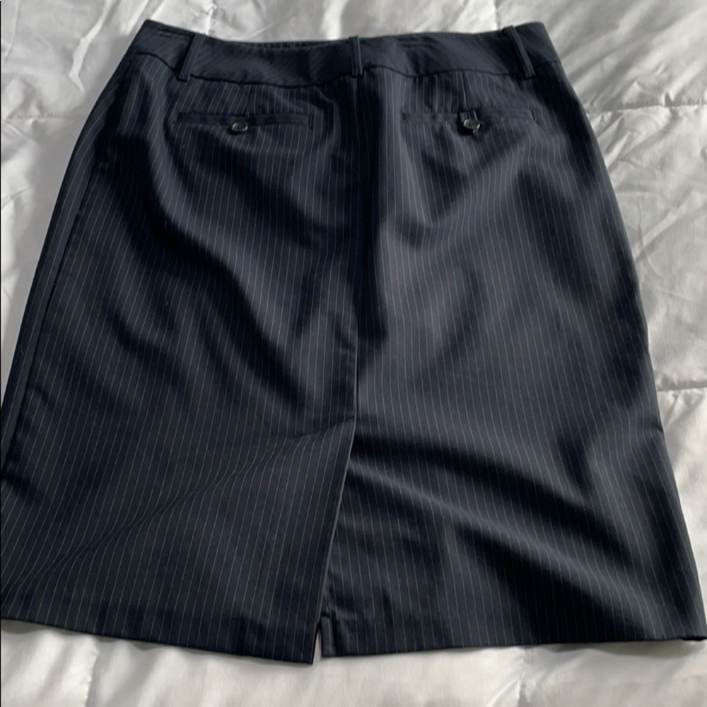 Navy blue pencil skirt - Picture 3 of 3